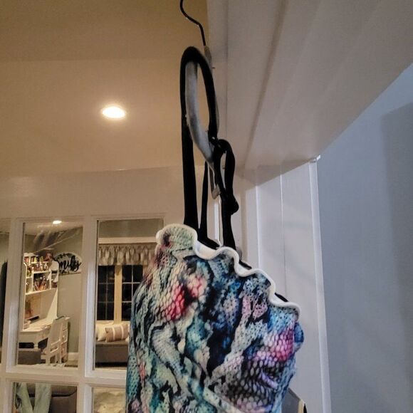 Profile by Gottex Snake Charm Multi Underwire D-E Cup Tankini Top Size 3… - Picture 8 of 16